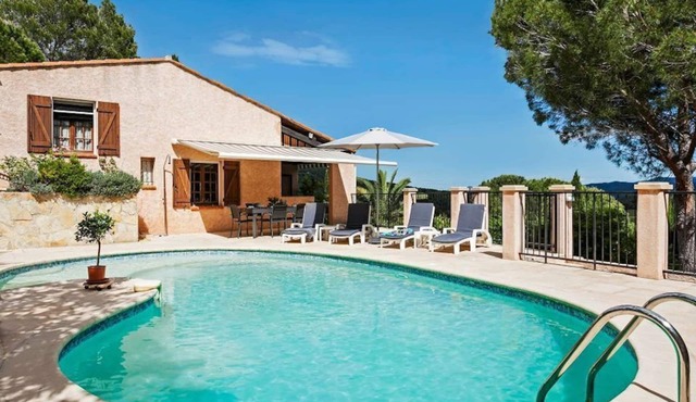 Villa BELLE-VUE. Fully equipped