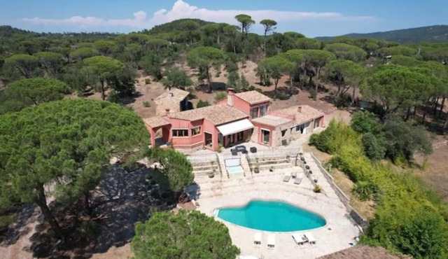 Villa+Bergerie du peyloubier