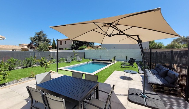 Villa between Narbonne and Béziers, 20 minutes from the beaches