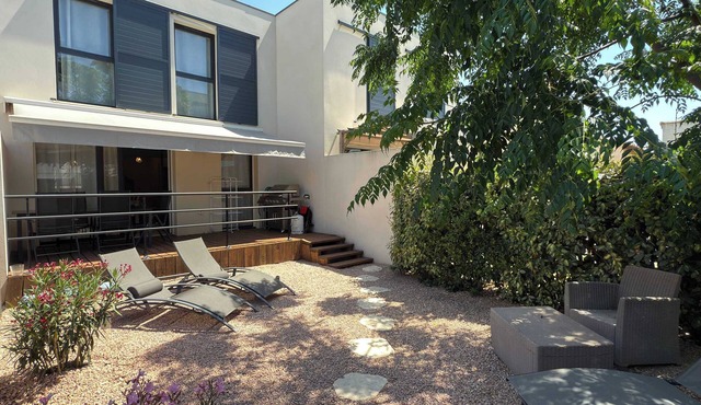 Villa Bianca Modern House with Garden