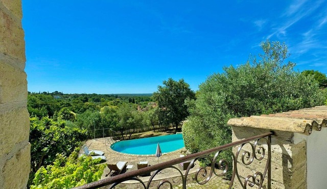 Villa Bioclimatique, Piscine à Débordement