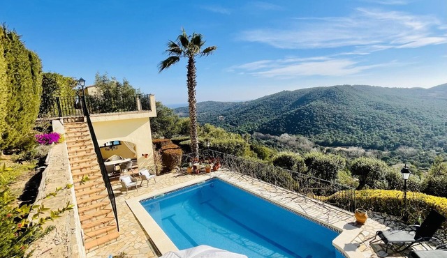 Villa Bitta by Costabravaway