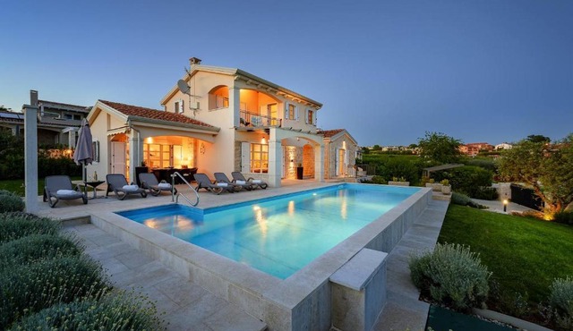 Villa Blanca