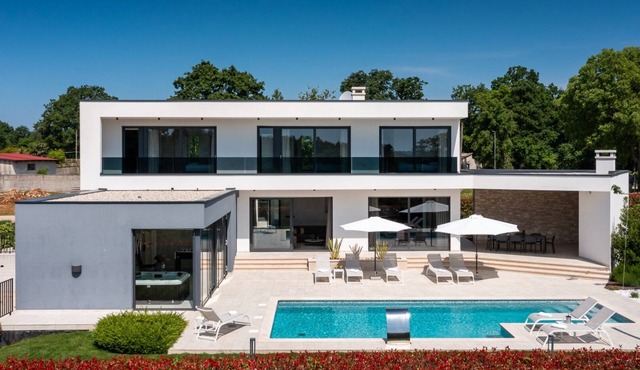 Villa Blanka by Villas Guide