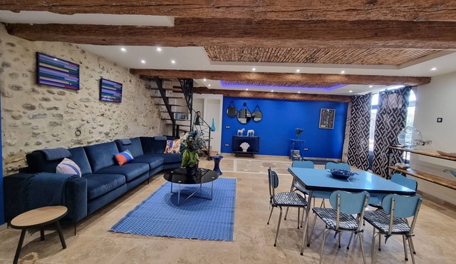 Villa bleue Domaine de la Tapie de Bouchet - In the Camargue