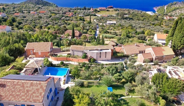 Villa Blue by Villas Guide