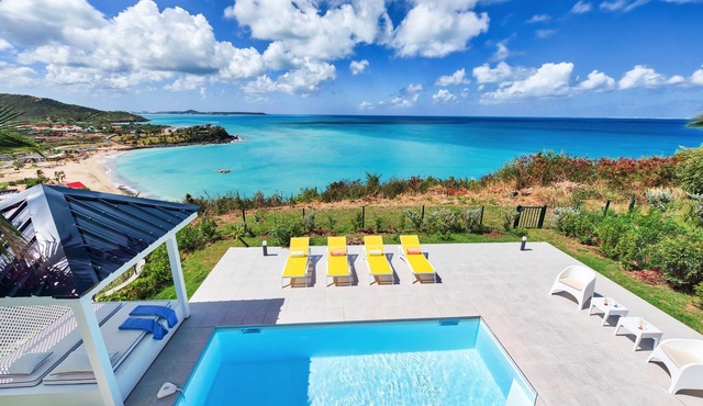 Villa BLUE SAILING – Sunset View Retreat Overlooking Friar’s & Happy Bay in French St. Martin