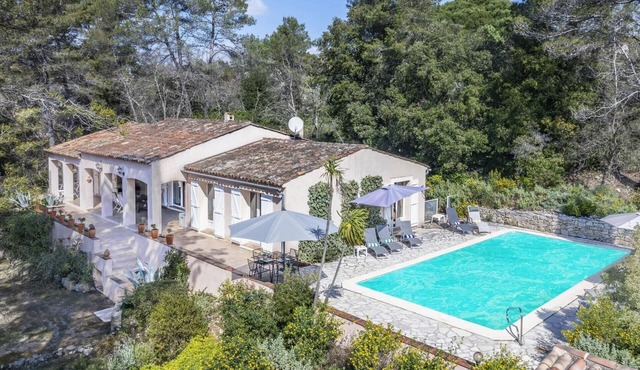 Villa Bois Tranquille by Villa Plus