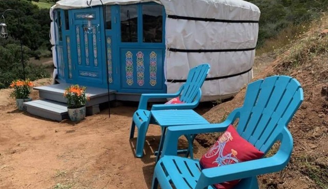 Villa Bonsall - Yurt #1 (Medium)