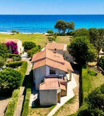 Villa bord de mer, piscine, tennis - 80m de la plage
