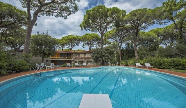 Villa Borghese in Casa Mora