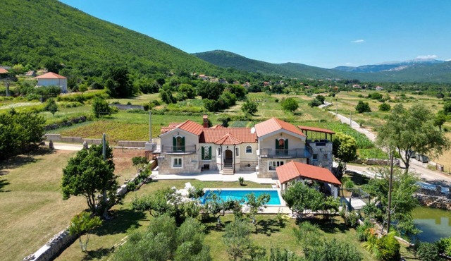 Villa Bosnjak with a private pool
