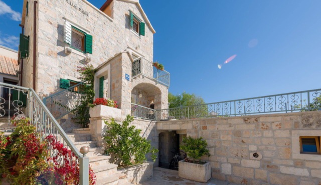 Villa Brač Stone with Swimming Pool