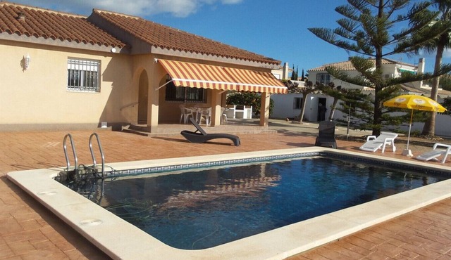 Villa Brisa - Chalet con piscina privada en Vinaròs - Ref. 83
