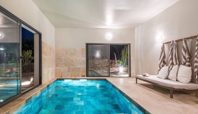 Villa Célestine 10 pers. indoor heated pool