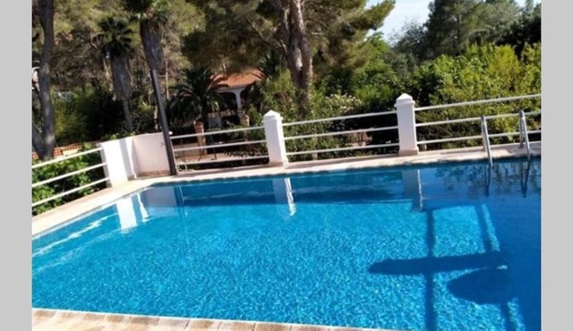 Villa Célia Alzira