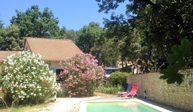 Villa charmante à Arpaillargues-et-Aureillac avec piscine privée