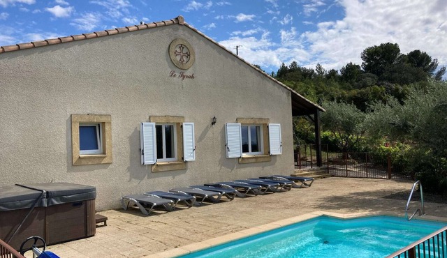 Villa Charm in Montbrun