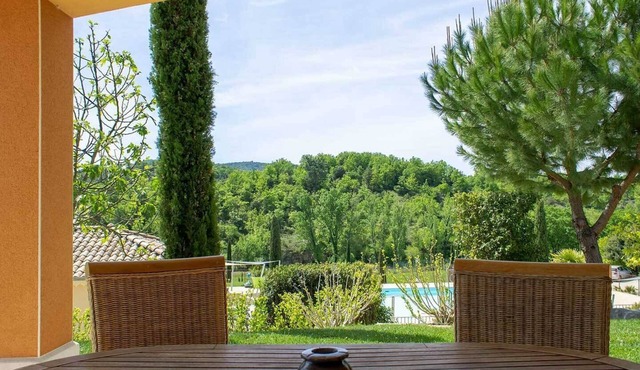 Villa Clairette - private terrace and garden