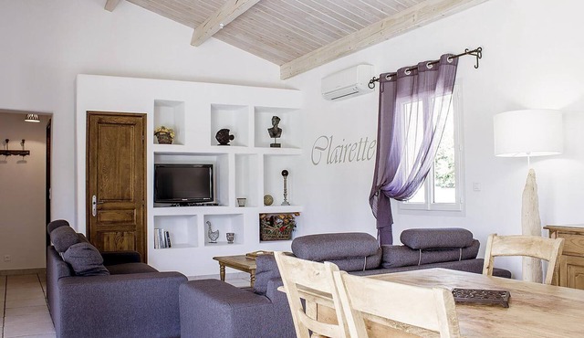 Villa Clairette - private terrace and garden