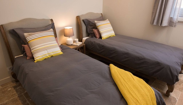 VILLA CASTELNAU 1 - PRIVATE SWIMMING POOL