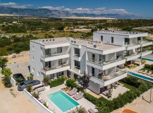VILLA CALA, Hotel Rooms&Apartments