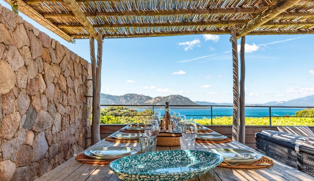 Villa Cala Rossa Di Lecci