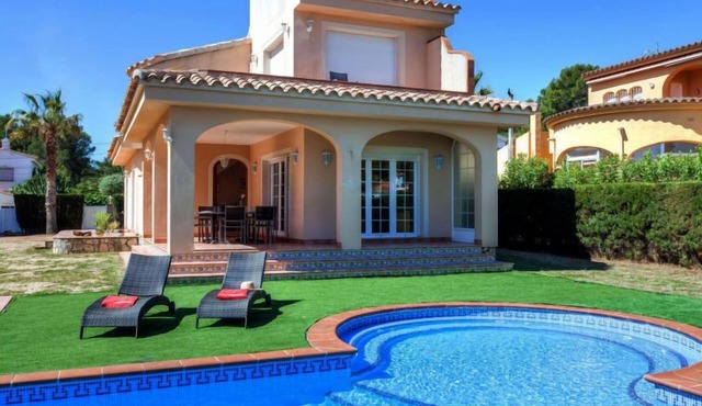 Villa Caleta by Interhome