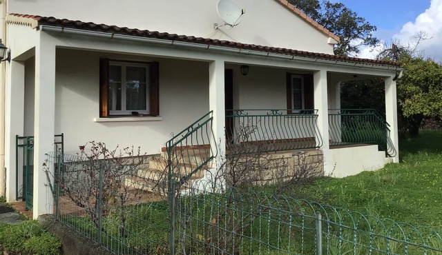 Villa Calme Avec Jardin Proche de la mer