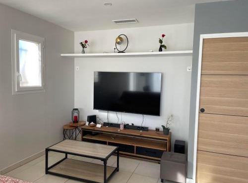 Villa calme deux chambres proche de la mer tout confort