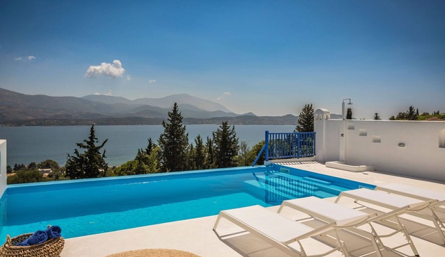 Villa Camelia | Iris Sunset Villas