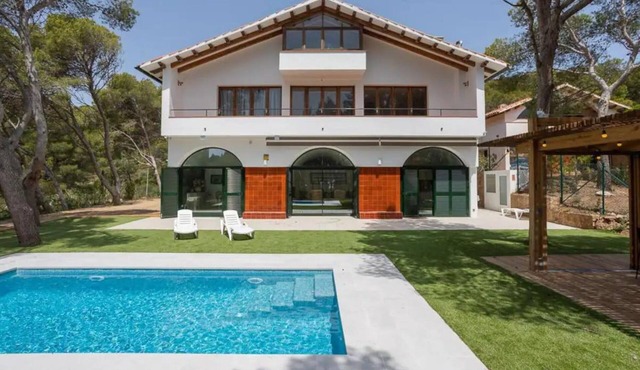 Villa Can Reig Tamariu, private swimmingpool, pkg and 5min from the beach