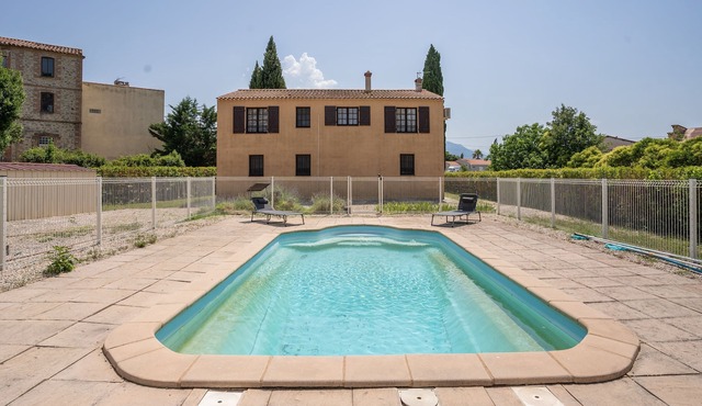 Villa Canigou - Three Bedroom House, Sleeps 6