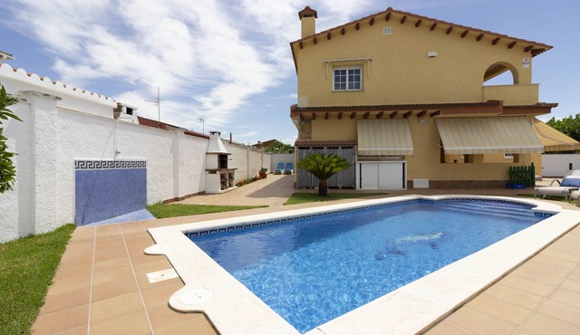 Villa CanPlana, Piscina, 2 min playa, BBQ, Parking