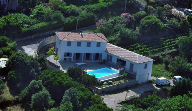 Villa Cap Corse with pool facing the sea