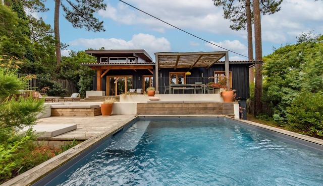 Villa Cap-Ferret – Oasis by the Bay with Pool and Pine Forest View