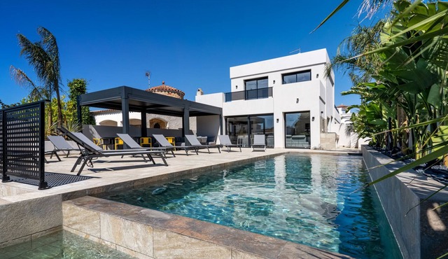 VILLA CAP SUN EMPURIABRAVA
