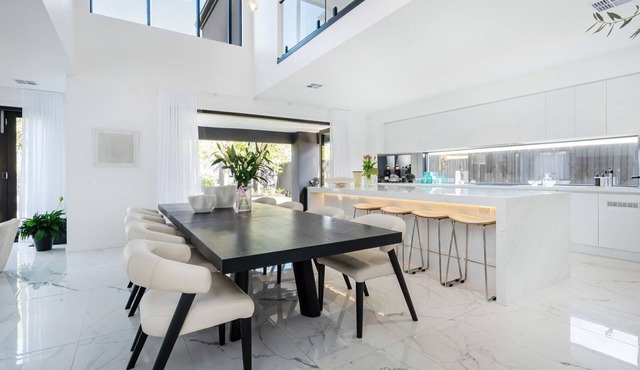 Villa Capri | Luxe Modern by the Village