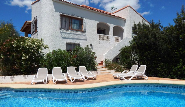 Villa Carfax, with private pool and beautiful views