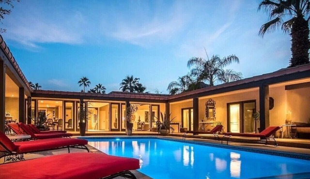 Villa Carmelita - The Sonny & Cher House