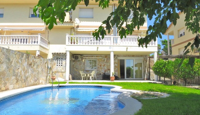 Villa Carolina, pool, BBQ, sea view, parking, WiFi, party room, pool table
