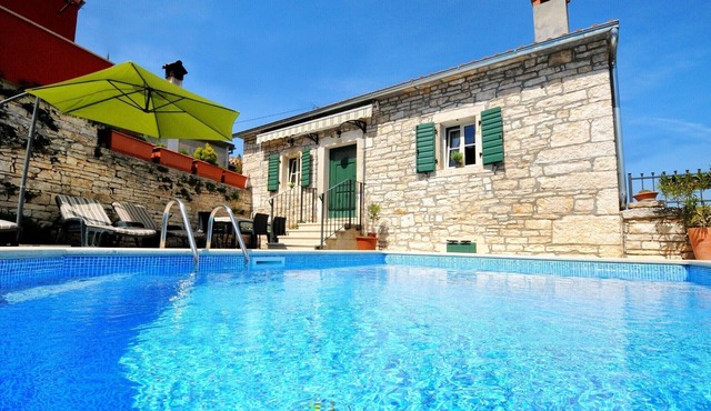 Villa Casa Antignana with pool in Tinjan, Istria