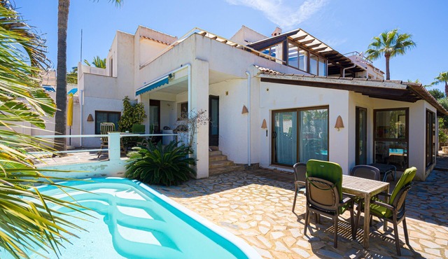 'Villa Casa Colina'with Pool and Wi-Fi
