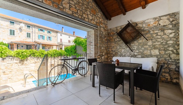 Villa Casa de Stalla with pool in Poreč