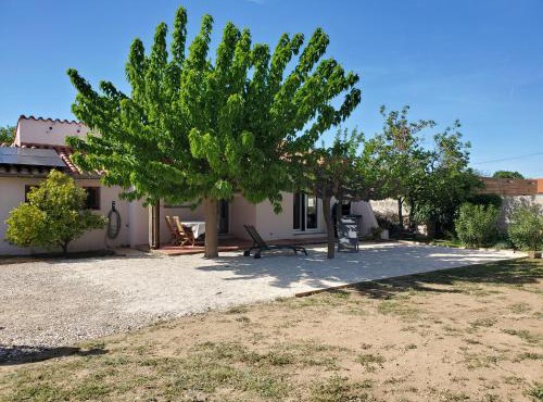 Villa catalane avec grand jardin, au calme, mer et montagne