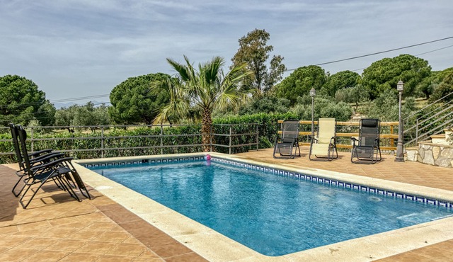 Villa "Cathy" with Sea View, Pool & Wi-Fi