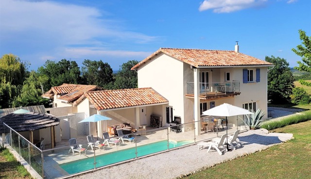 Villa center of the Cathar region Carcassonne charm & elegance are the key words