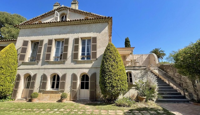 Villa Chateaubriand in Hyères - Close to the center