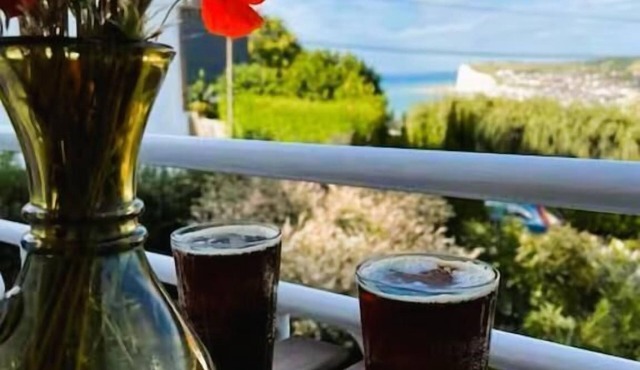 Villa "clair de Falaises" Sea view with sauna, jacuzzi, and garden