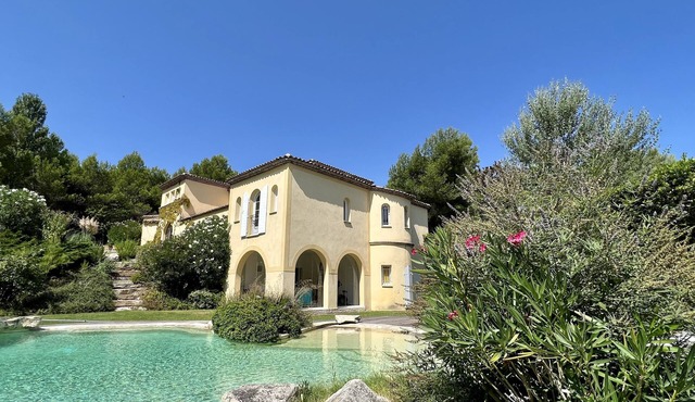 Villa Clara luxery house on Pont Royal Golf